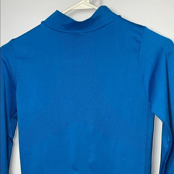 Blue Activewear Set - Picture 14 of 16